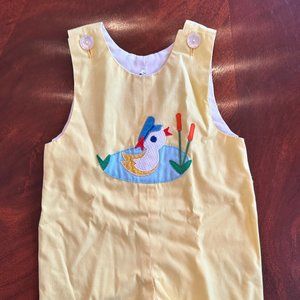 2T Sleeveless Smocked Shorts